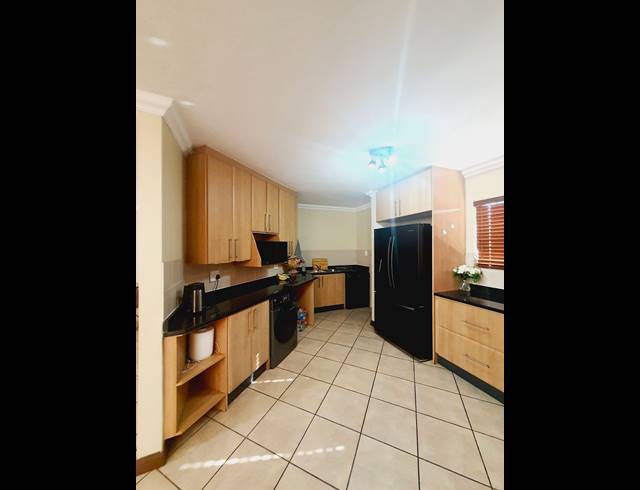 4 BEDROOM FREEHOLD FOR SALE IN CARLSWALD NORTH ESTATE
